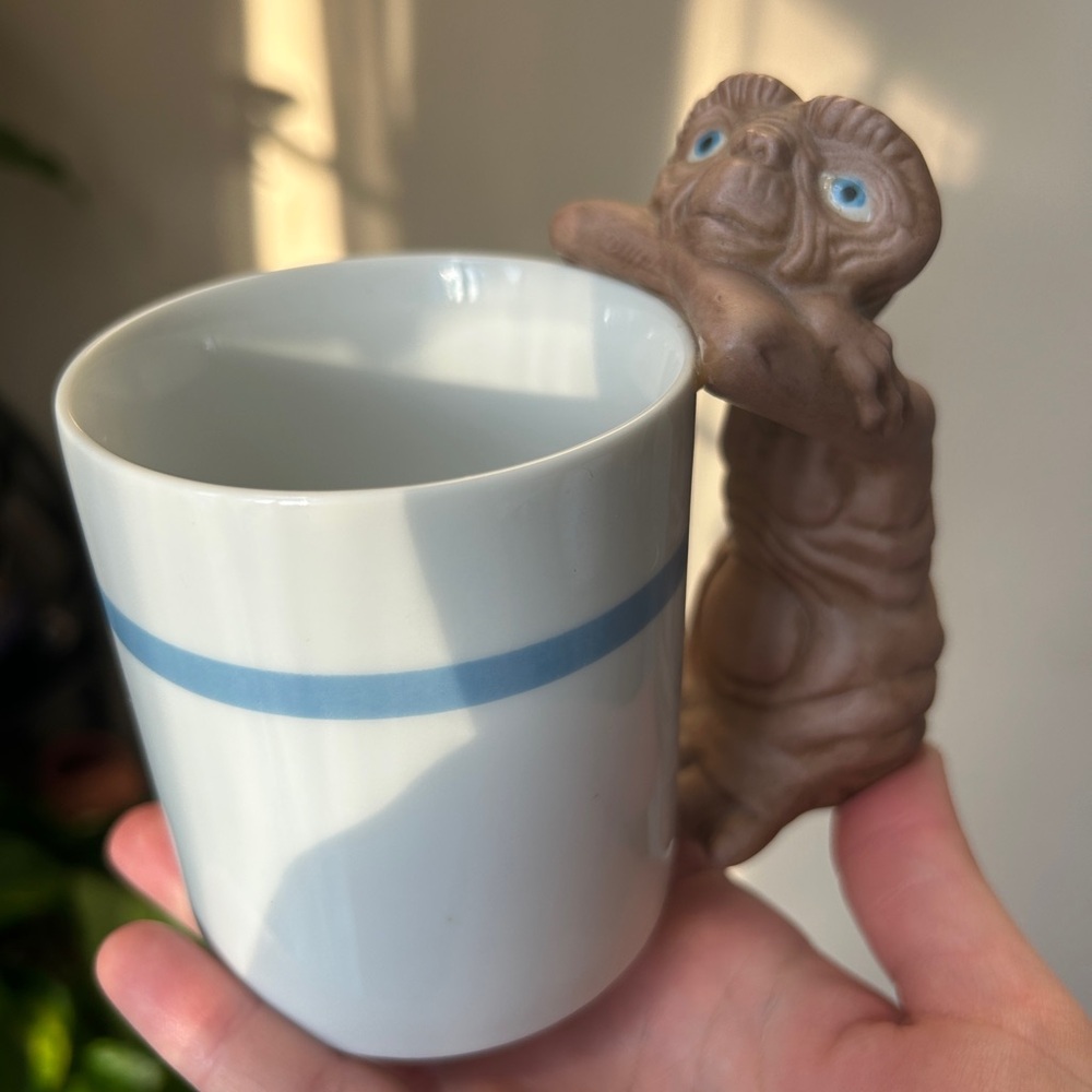 Rare Vintage AVON 83’ E.T. Caddy Porcelain Figurine Holder Mug Cup Collection